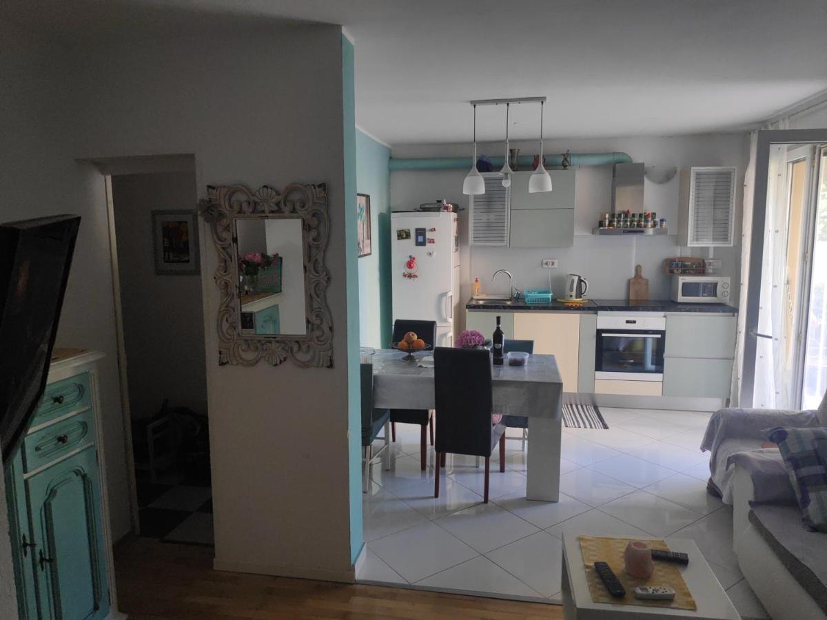 Spacious Apartment With Big Garden Near Beach Split Buitenkant foto