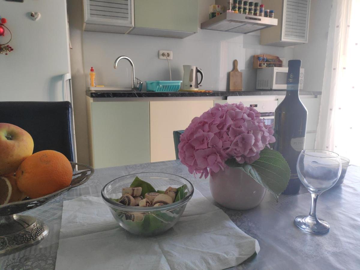 Spacious Apartment With Big Garden Near Beach Split Buitenkant foto