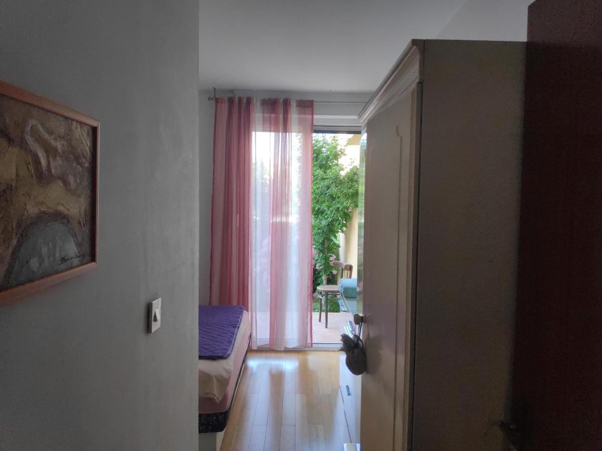 Spacious Apartment With Big Garden Near Beach Split Buitenkant foto