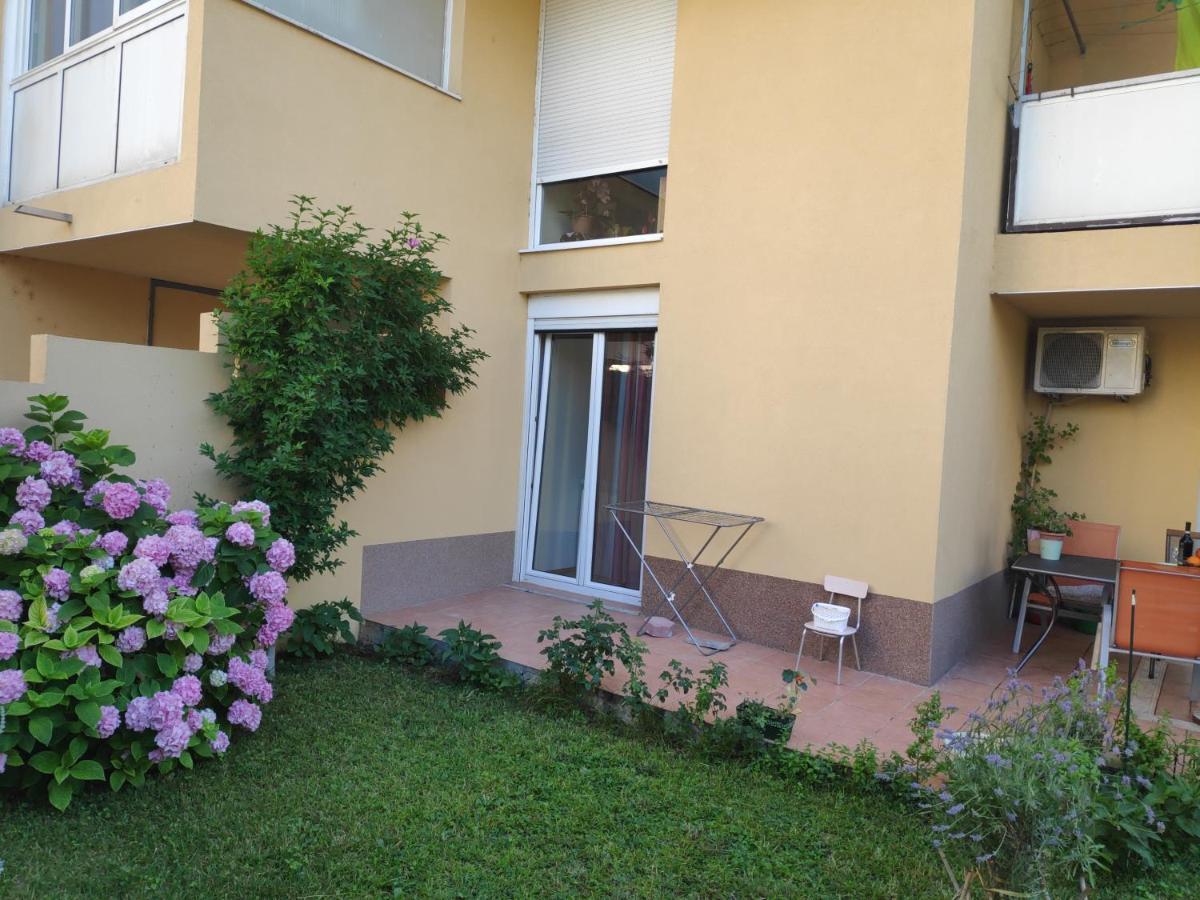 Spacious Apartment With Big Garden Near Beach Split Buitenkant foto
